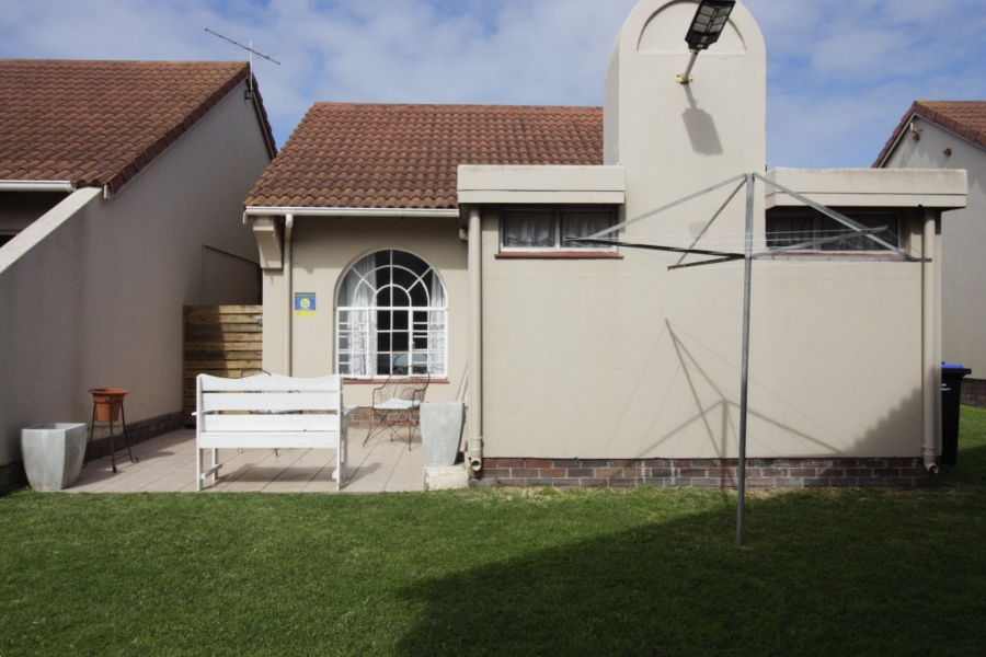 1 Bedroom Property for Sale in Aston Bay Eastern Cape